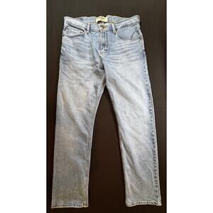 Wrangler Authentics Men's Light Wash Jeans Size 32x30